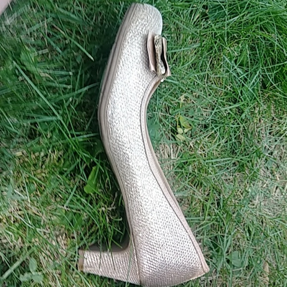 Heels - Picture 2 of 5